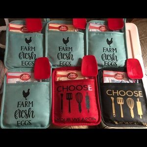 Custom made pot holder set